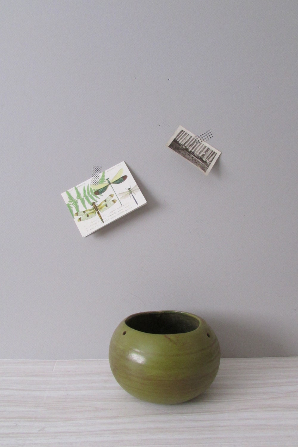 handmade studio hanging ceramic pottery pot // round vase / green