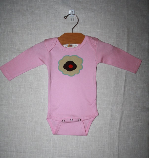 Baby Onesie with Appliqued Flower - Size Newborn, 3-6m, 6-12M,12-18M & 24M - Short Sleeved Version Available as well