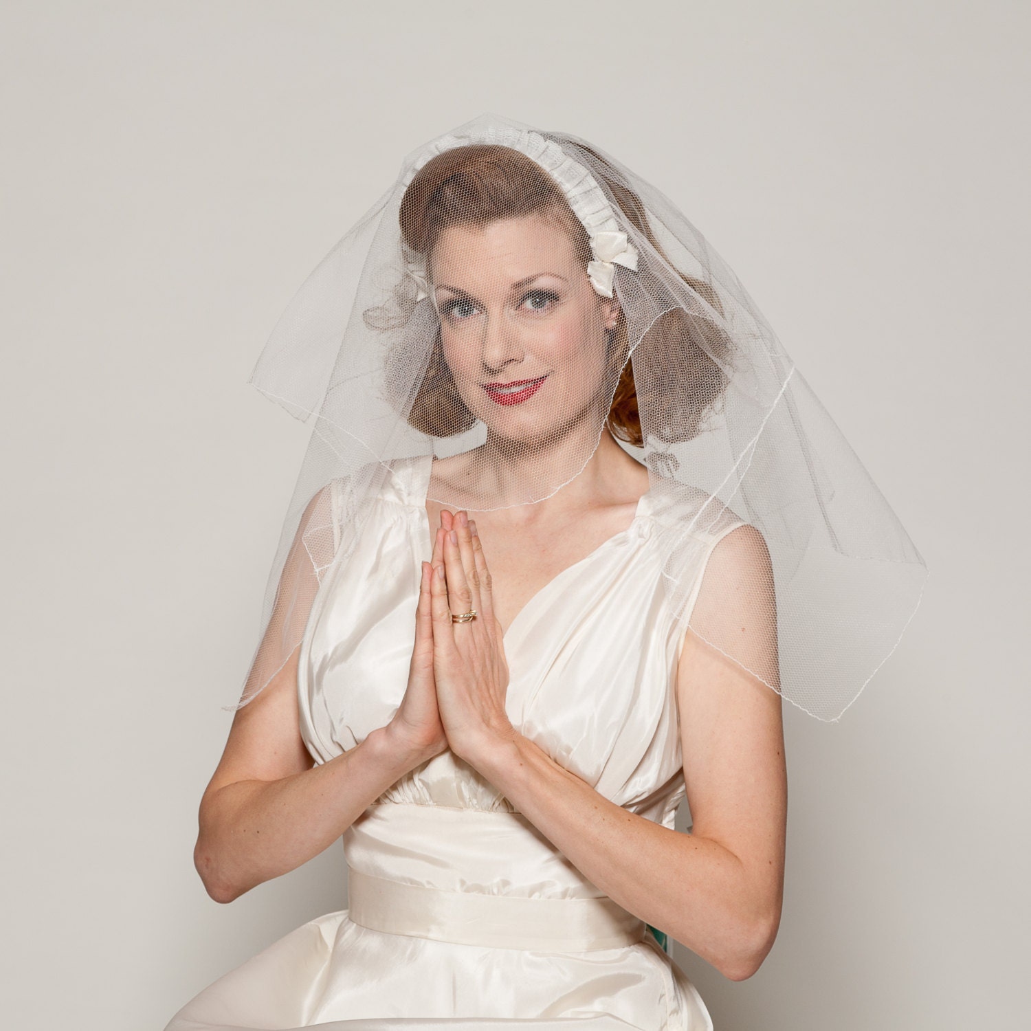 Vintage 1950s Veil White Ribbons Bows Bridal Blusher 1960s Fashions