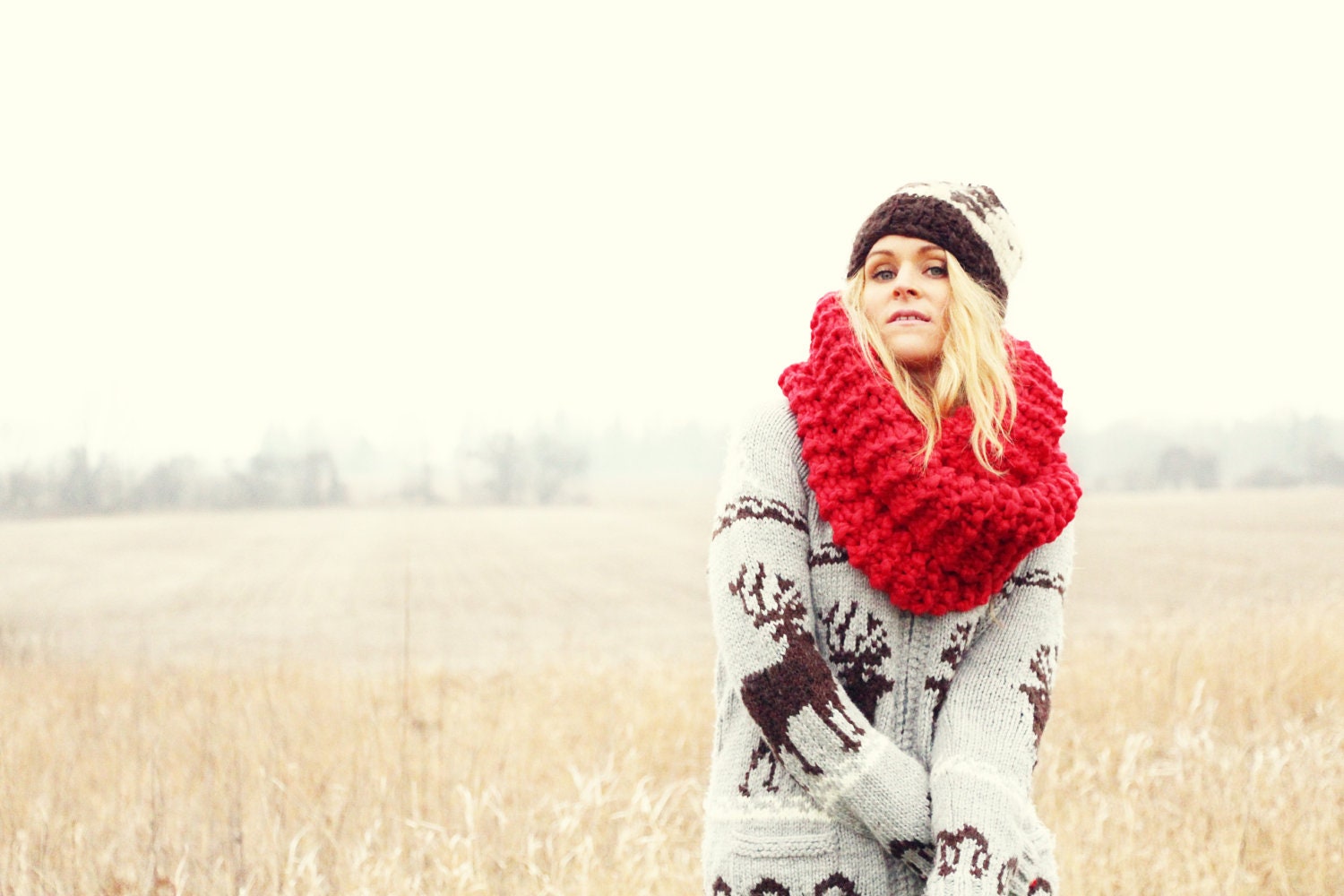 Chunky Sweater Knit Infinity Scarf - Poppy Red.  Huge sweater knit circle scarf, eternity scarf, winter scarf, loop scarf, hand knit