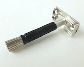 Gillette Super-Speed Black Handle Safety Razor Twist to Open Traditional Wet Shave Shaving 1970 Birth Year