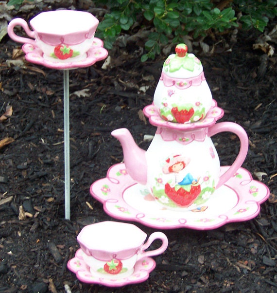 Strawberry Shortcake Teapot Garden Decor - Pink Party Centerpiece