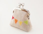 Bunting Coin Purse , Rainbow Applique Bunting , Oatmeal Linen with Rainbow Chevron Interior