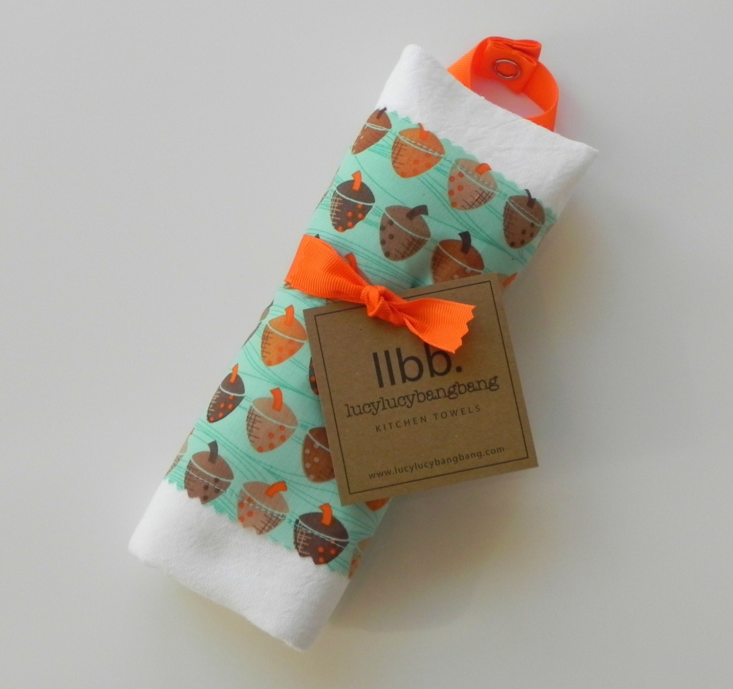 The Original Snap to Hang Flour Sack Kitchen Towel in Mod Acorns Print from Summer Collection