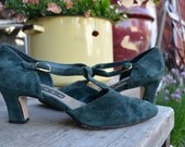 Vintage 90's Grunge Green Suede Leather Mary Jane T-strap Heels, 6.5