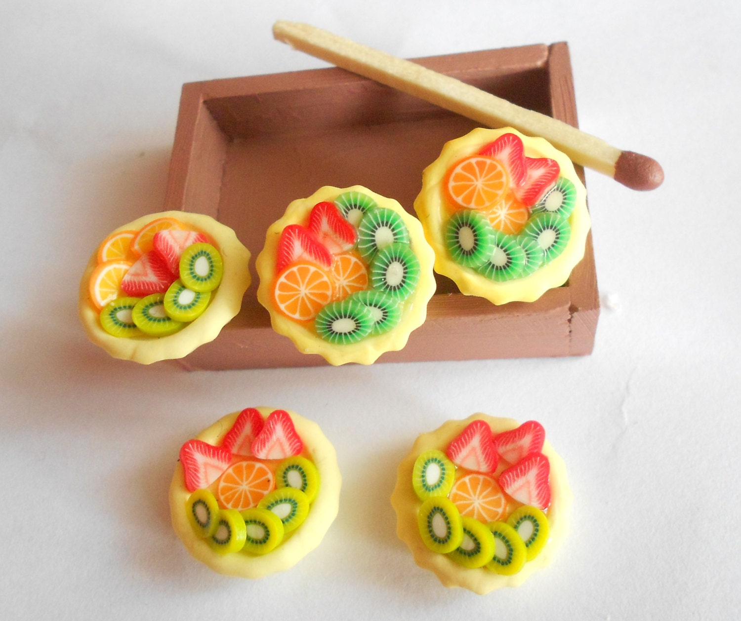 Fruit tart stud earrings - Handmade miniature  polymer clay food jewelry