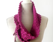 Berry Crochet Spring Cowl, women pink scarflette, handmade scarflette, womens accessories, gifts for her, mother day