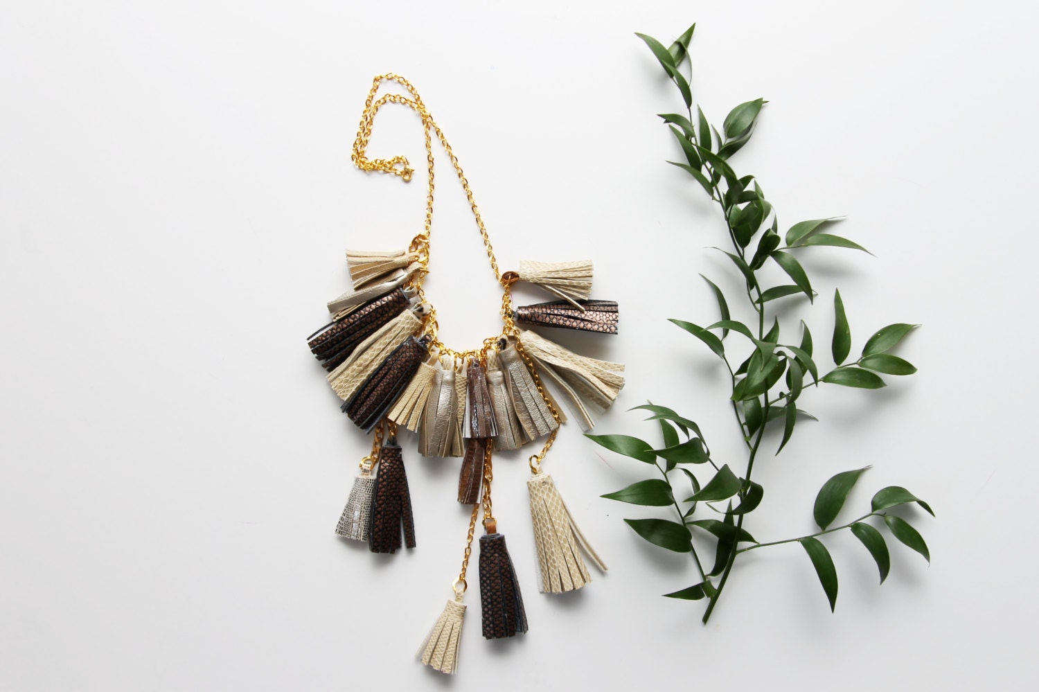 TASSEL BURST/ Leather tribal necklace
