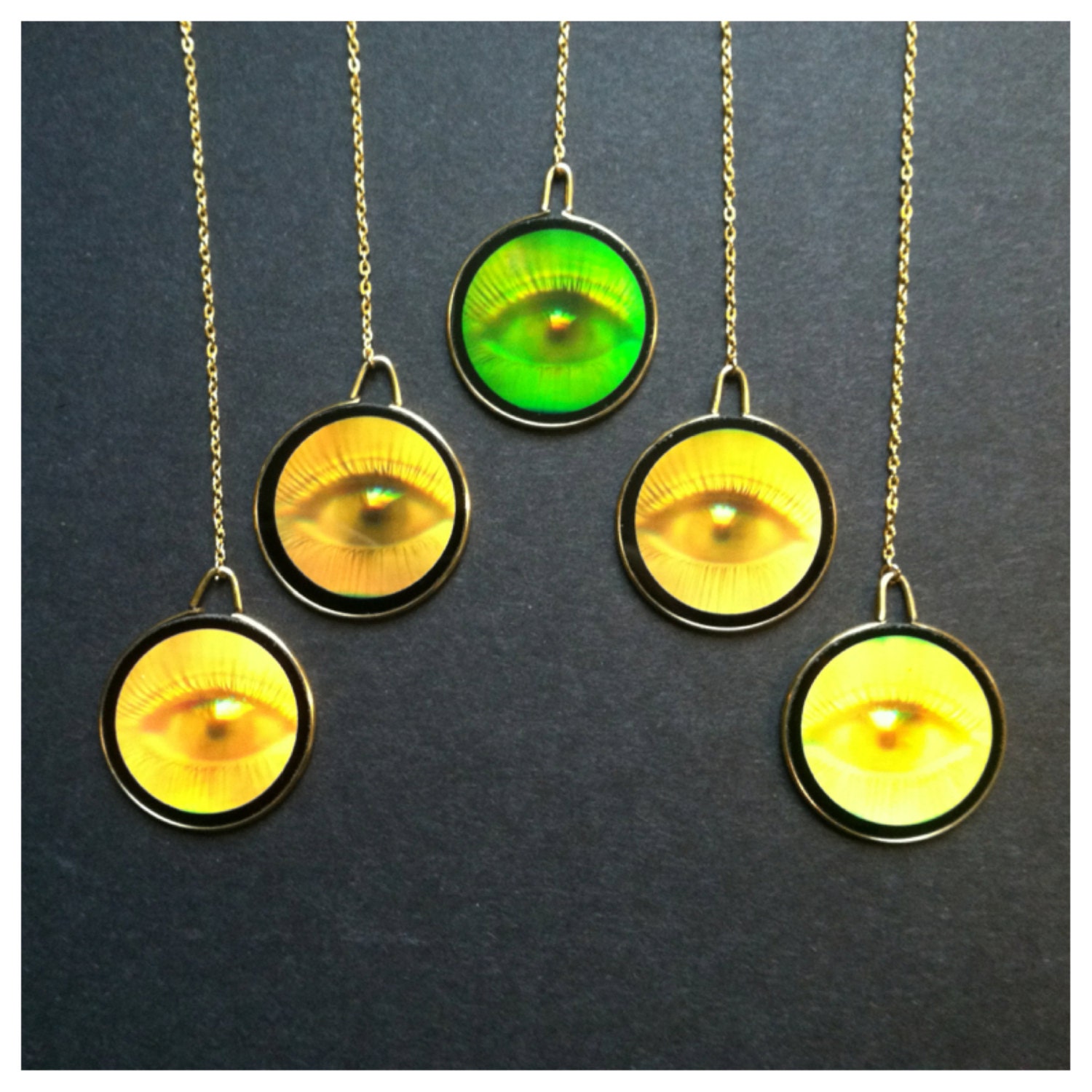 90s All-Seeing-Eye hologram necklace / rosary gold chain