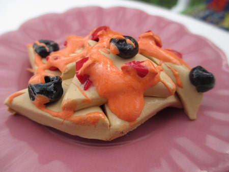Cheesy nachos for 18-inch dolls