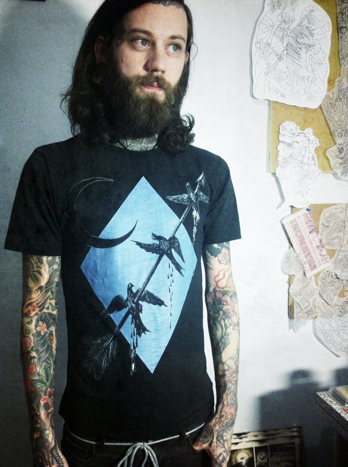 Ashley Riot "birds of prey" black tshirt