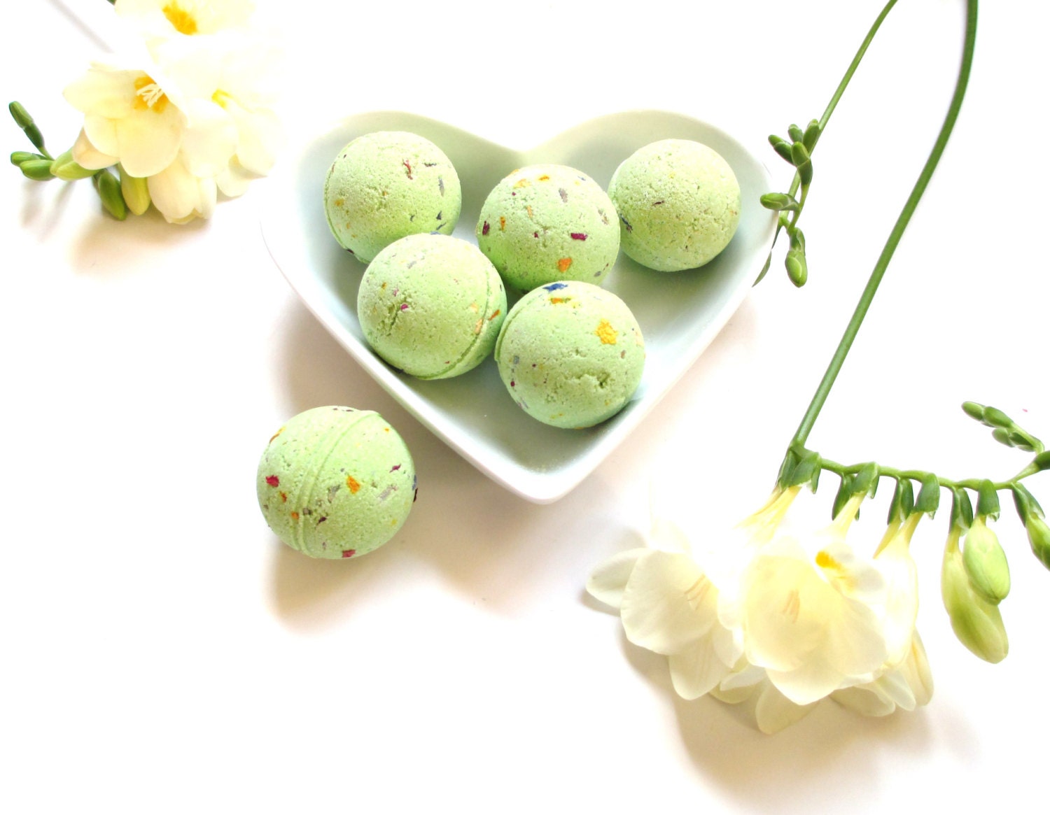 Summer Garden Party Petite Bath Bombs - Box of 6
