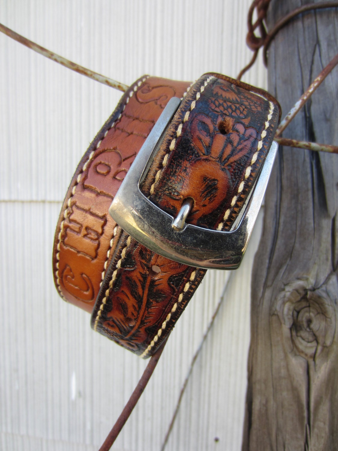 Vintage Tooled Western Leather Belt Name "Chris", 73-83 cm / 28-33 in // Brown Cowboy Belt // Name Belt