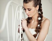 Bridal flower hair pin, bridesmaid hair pins, Wedding Hair Accessories, Hair Flowers, Bridal Headpieces, pearls, rhinestones, ivory, white