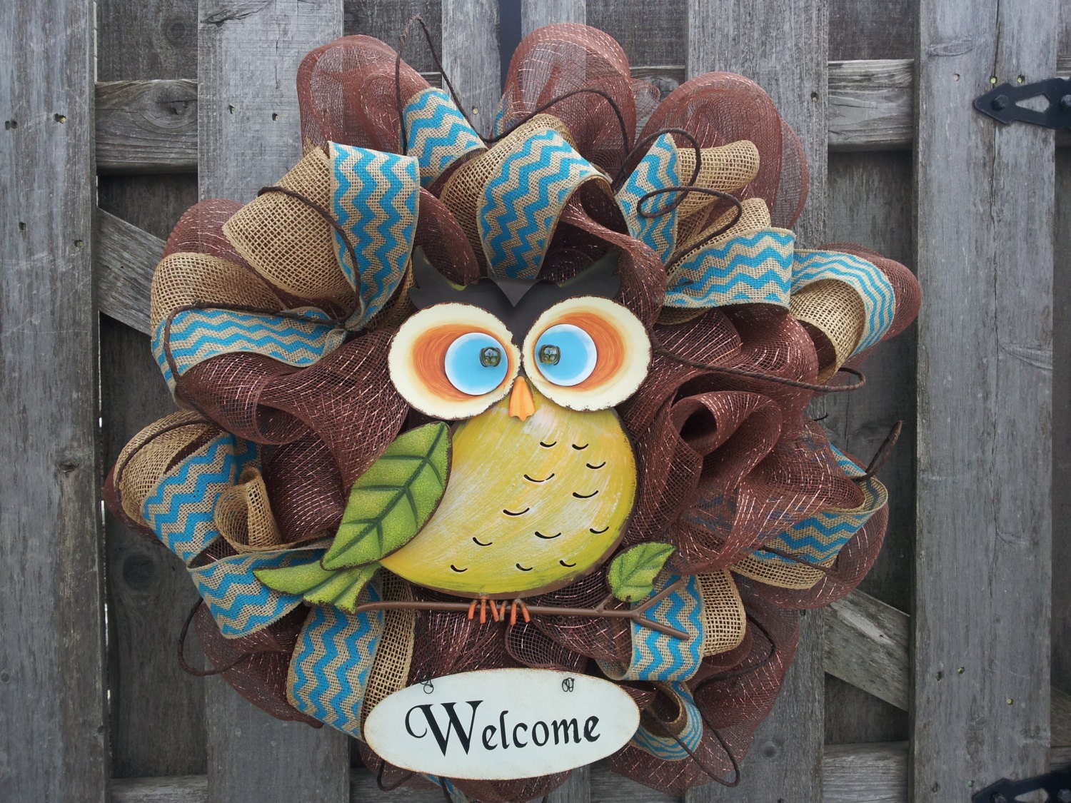 Welcome Owl Mesh Wreath