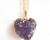 Hearth pendant edged in 24k gold