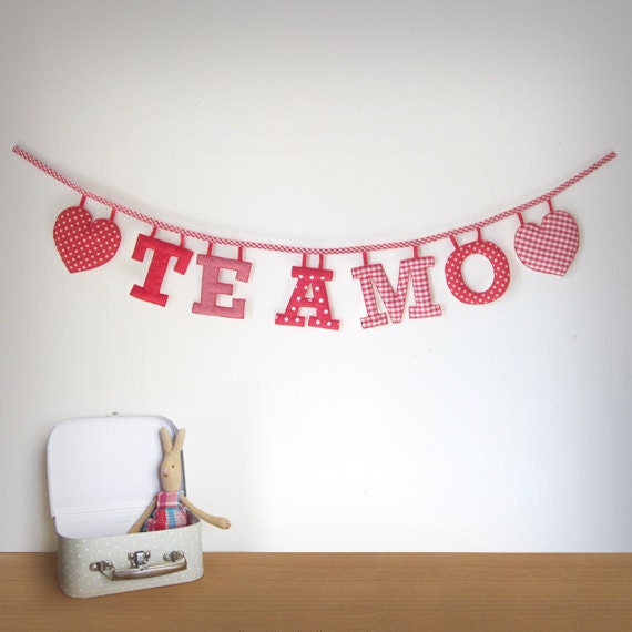 Handmade 'TE AMO' Fabric Garland Il_570xn