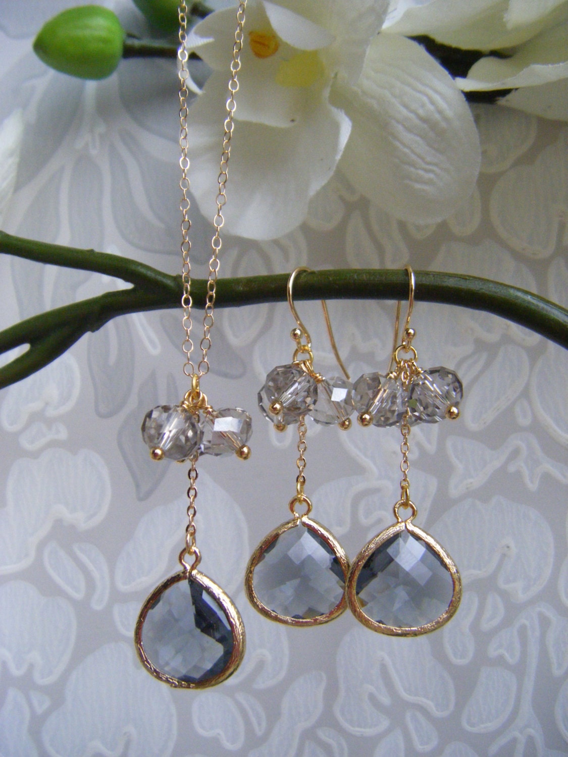 Bridal set , mother of the bride set , evening jewellery set , matching pendant and earrings , charcoal grey quartz , 18" gold filled chain