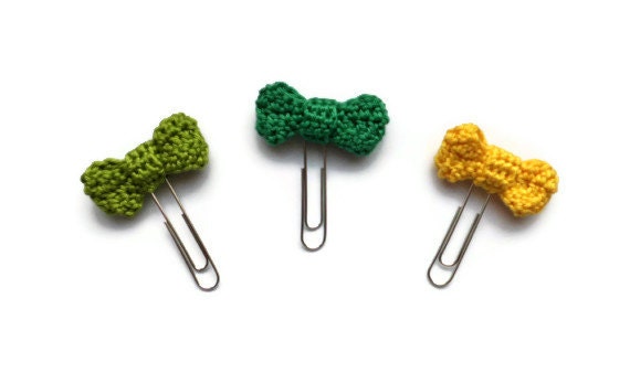 Bow bookmarks apple green yellow paperclips set of 3 party favor bookmark tie