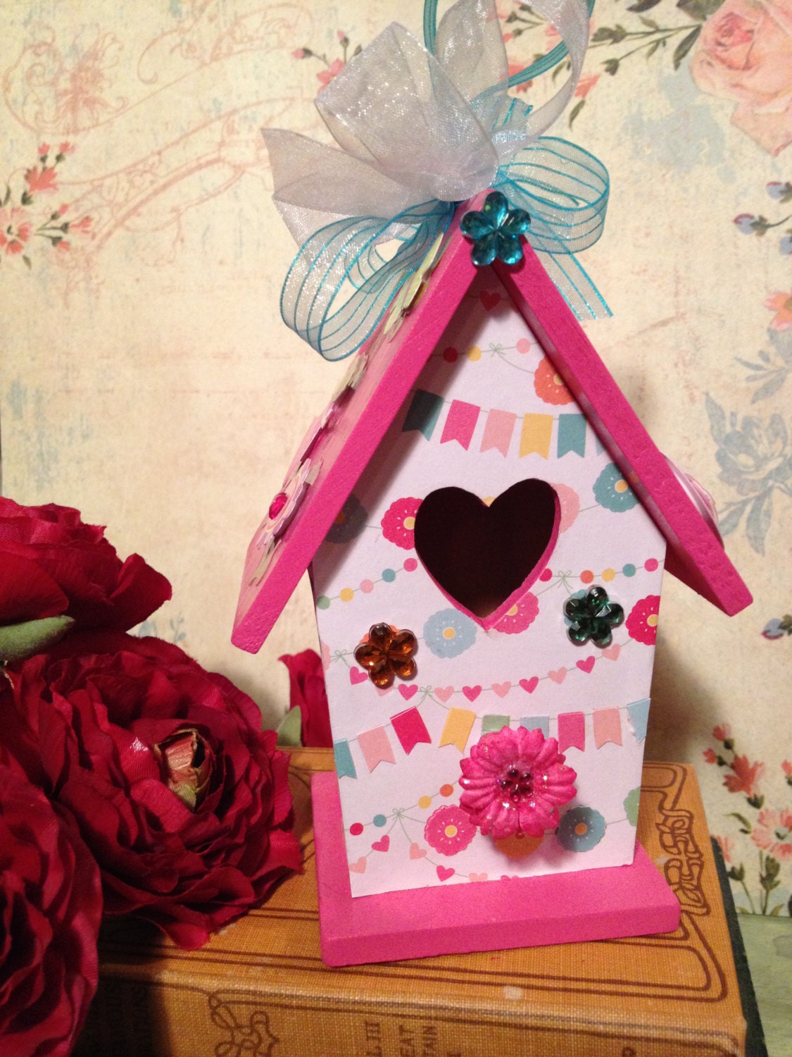 BIRTHDAY, EASTER or SPRiNG - Handmade Wooden Birdhouse Decoration w PRiNCESS Tooth Fairy, Flowers n Butterflies - PReTTY n PiNK (BH180)