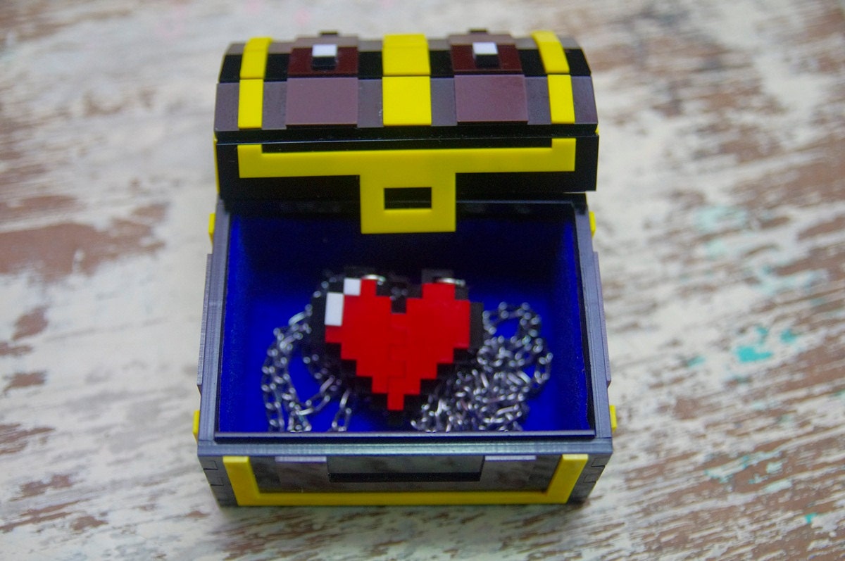 Pixel Chest Zelda Acrylic Plastic Box for jewelry and  gamer 8 bits With Pixel Heart pandent necklace
