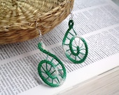 Green spiral earrings, crochet, green ombre, handmade romanian point lace sewed earrings, simple, spiderweb