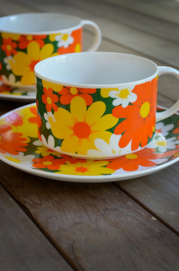 1970s Soup Cups & Sandwich Plates - Retro Ceramic Flower Soup Mugs and Saucers - Yellow Orange Daisy Dishes - Vintage Lunch Set