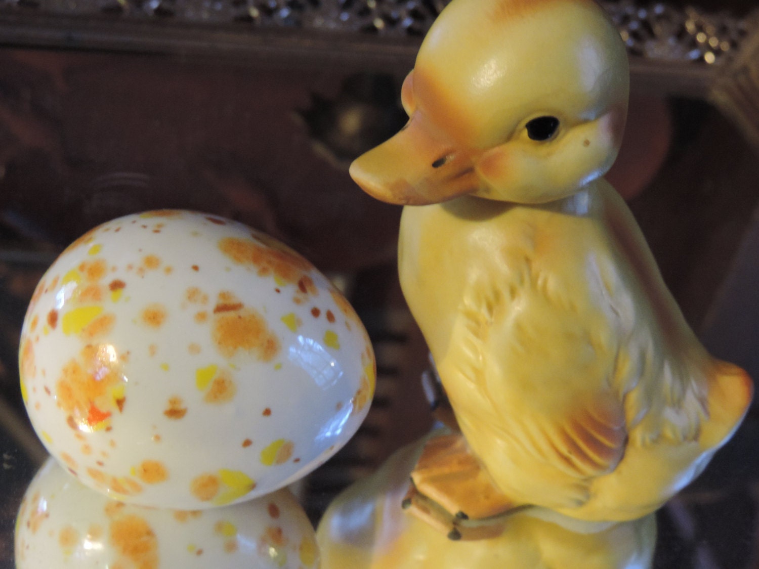 Vintage (Lefton) Spring Duckling and Egg Decoration