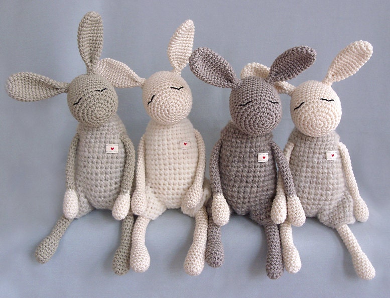 Kuscheltier / Kleiner "Heldhase" /