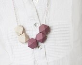 Geometric elements: minimalist necklace in dusty mauve and ivory/ wooden necklace/ ombre necklace/ color block