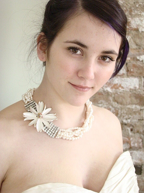 Vintage Flower Bridal Necklace, Pearl Wedding Necklace, Freshwater Pearls, Vintage Flower Rhinestone Brooch  -  The Farrin