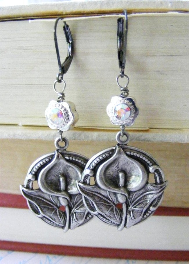 Calla Lily Flower in Antique Silver Long Earrings Dangles