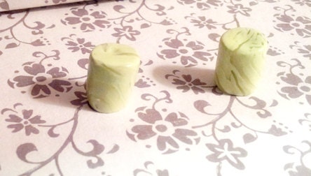 Handmade Custom Plugs 9/16" Glow In The Dark
