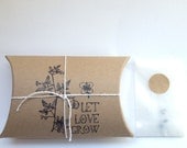 Bridal Shower Favors. Unique Heart Seed Favors. Set of 10. Ready to Ship. Let Love Grow.