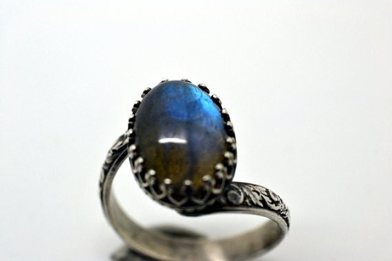 Oval Labradorite Ring, Patterned Sterling Silver Cocktail Ring, Oxidized Silver Ring