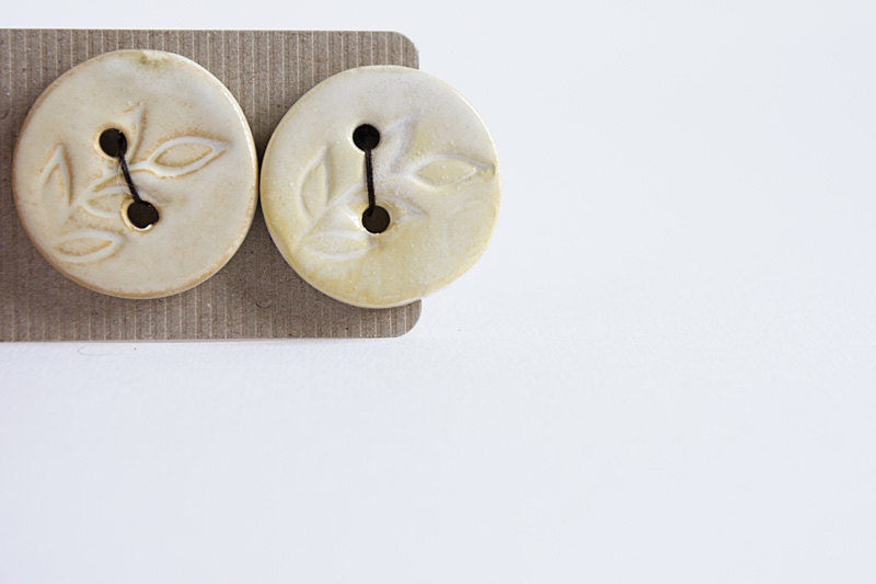 cream buttons, large, round, ceramic, pottery buttons, unique, handmade by karoArt, Ireland