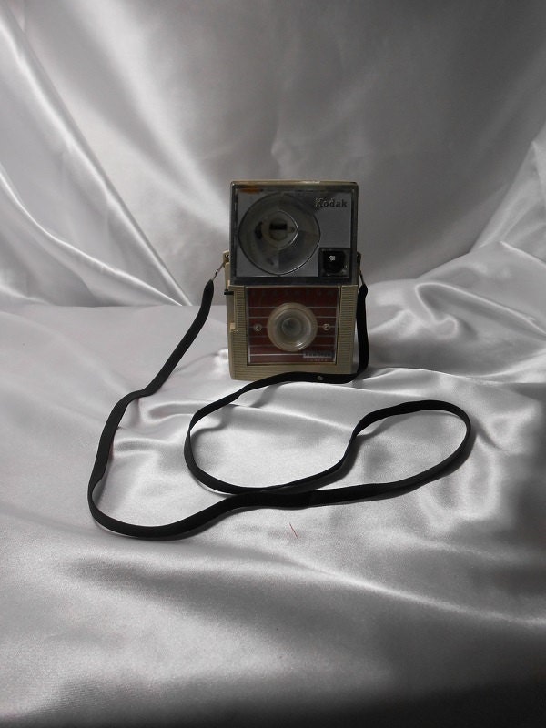 KODAK CAMERA vintage Flashfun Hawkeye 127 film camera 1960s photograhers studio decoration