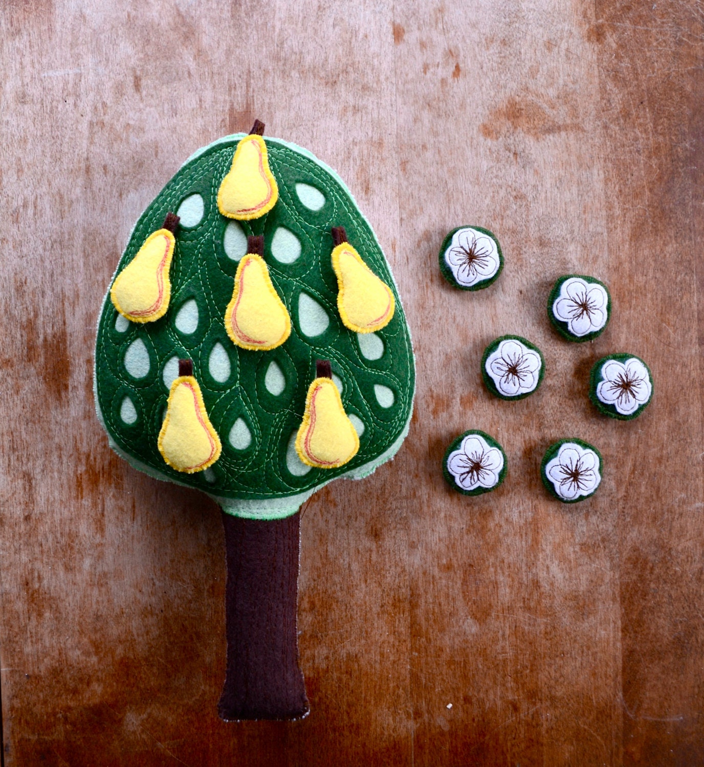Handmade Montessori Toy. Pear Tree. Nature Table Wool Felt Counting and Sorting Work. Made to order.
