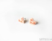 Pastel tones heart earrings Mini heart earrings in salmon and white tones Wedding flavors