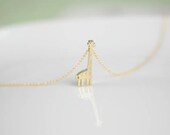 giraffe necklace in gold/ silver