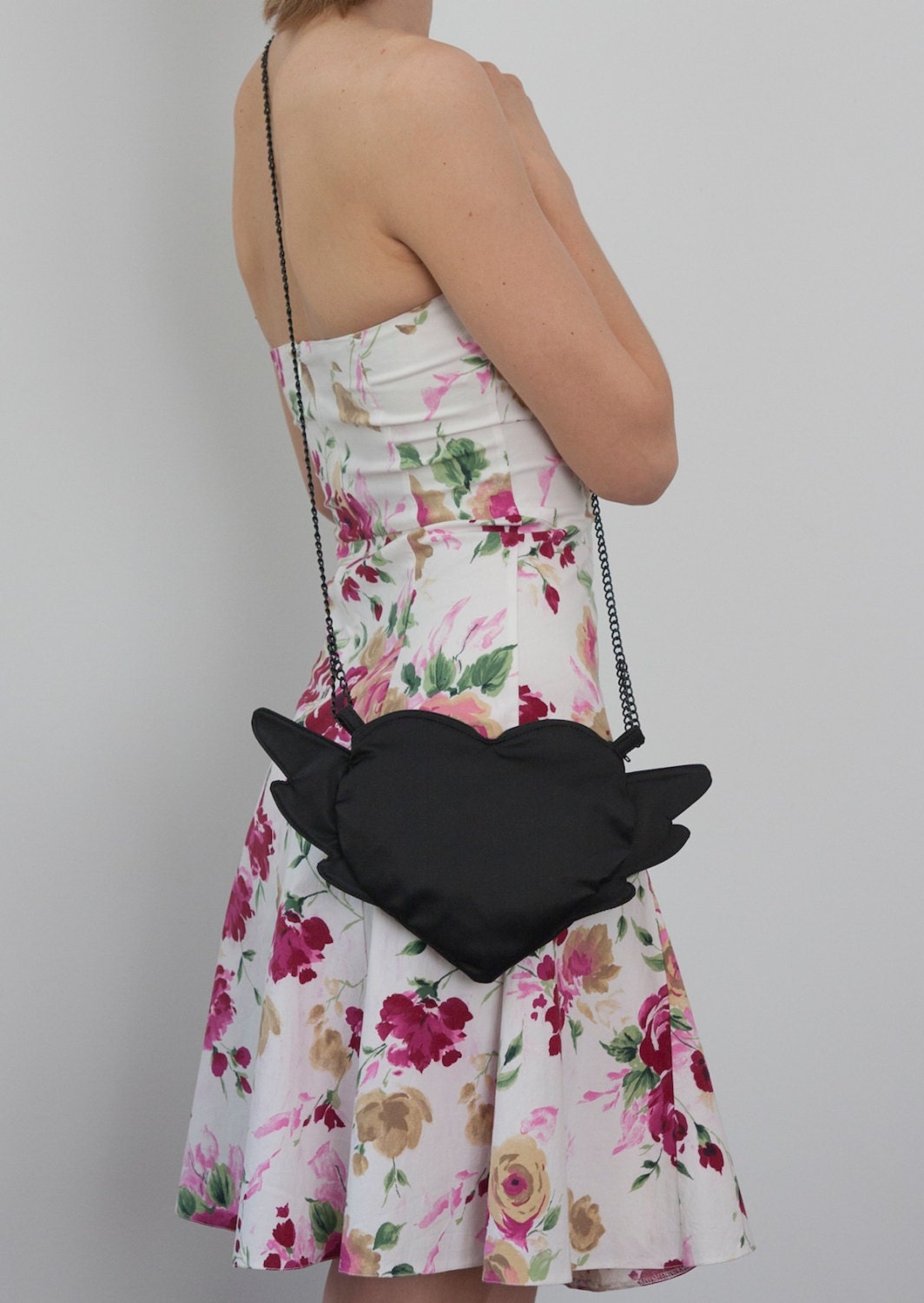 Black Glam Chain Purse Small Bag Purse Heart Purse Winged Heart Flying Heart Black Purse Evening Bag Coctail Mini Romantic Summer Fashion