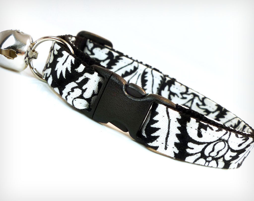 Cat Collar - "Honeysuckle Rose" - Black & White Damask