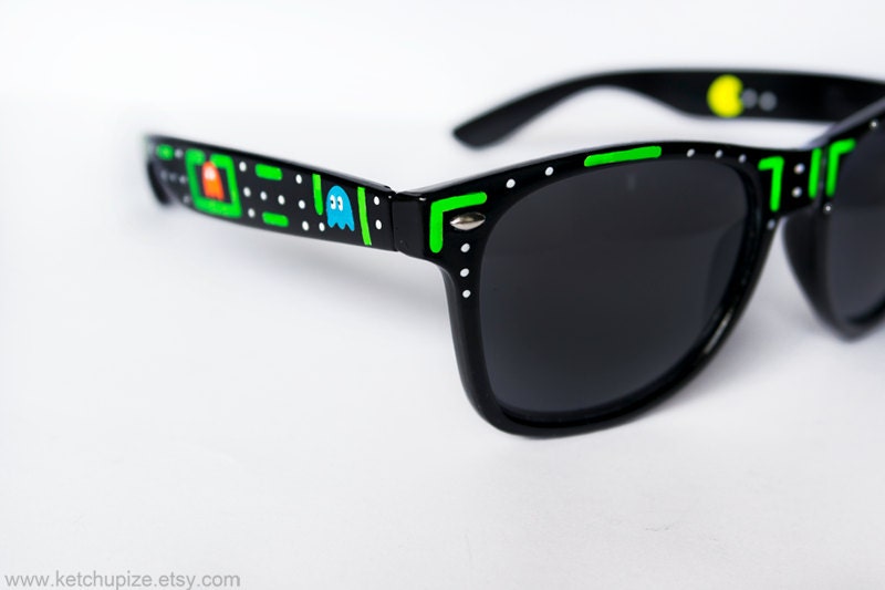 UV Sunglasses - Wayfarer Pacman sunglasses unique hand painted Pac-man neon Fluorescent ultraviolet UV glow in the dark green