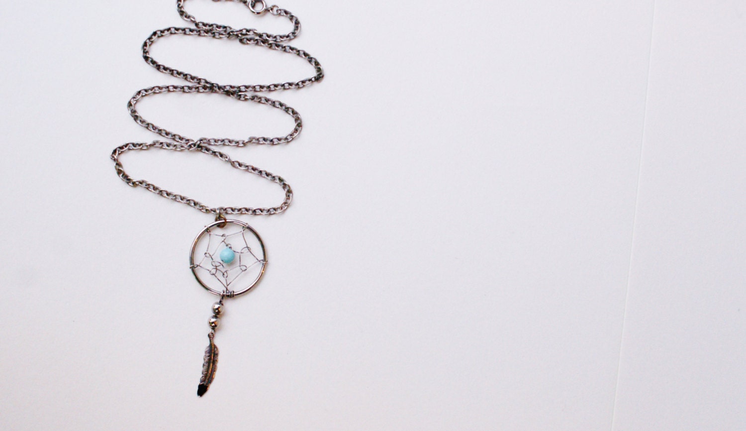 dream catcher necklace - vintage pendant - dreamcatcher feather -  silver turquoise