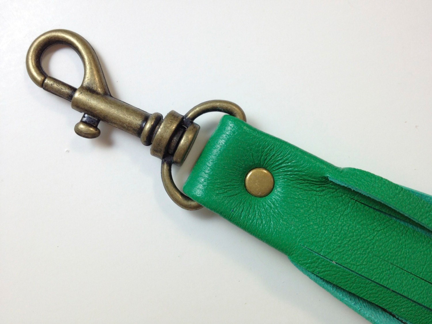 The Leather Tassel in Emerald Green
