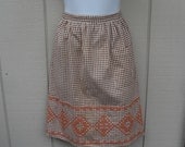 Vtge 50s Lt. Brown Gingham Apron with orange cross stitching / Vintage 1950s