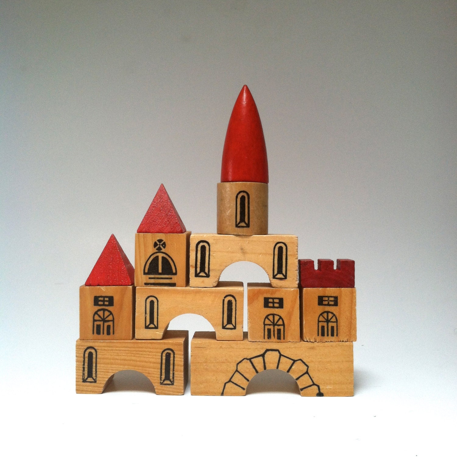 Fabulous Set of VINTAGE BUILDING BLOCKS / European Castle Style Set of 13 Pieces