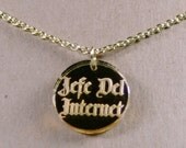 Jefe Del Internet Medallion Gold Mirror Acrylic Necklace