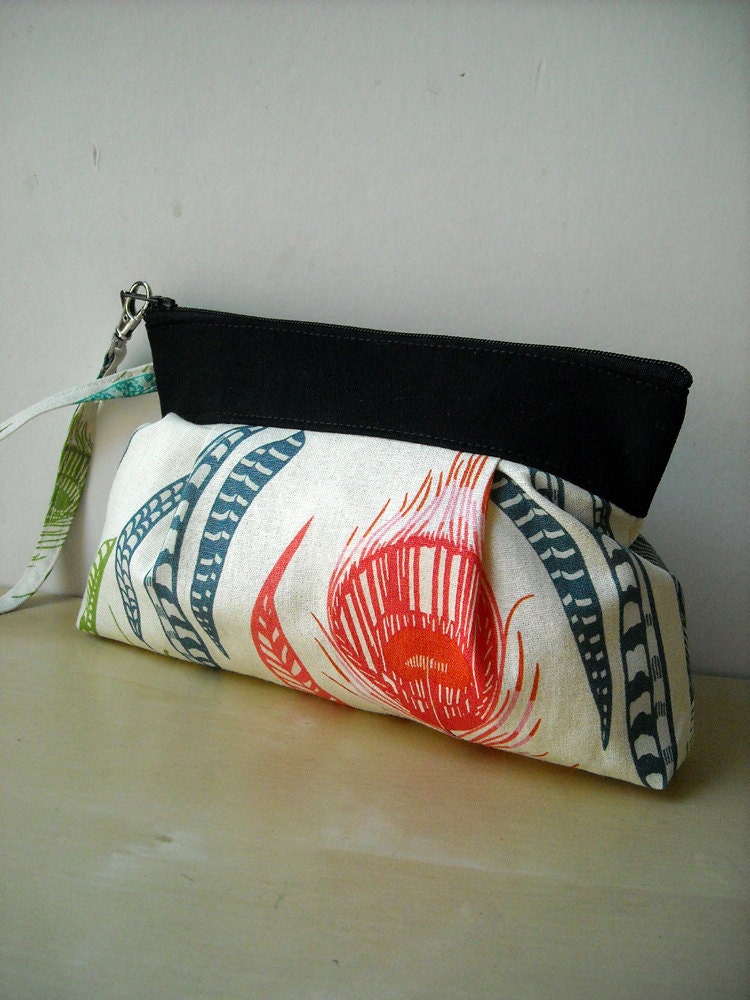 Parenthetical in Ivory and black - Square Zipper Pouch with Clip