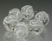 KILLERBEEDZ1 - White Scrolls - 6 Round Bead Set